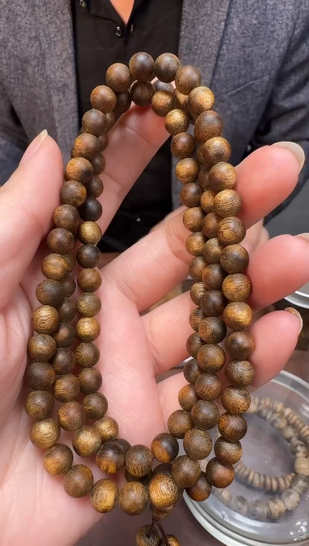 沉香手串乌身圆叶多圈沉水浮0.7的21克+