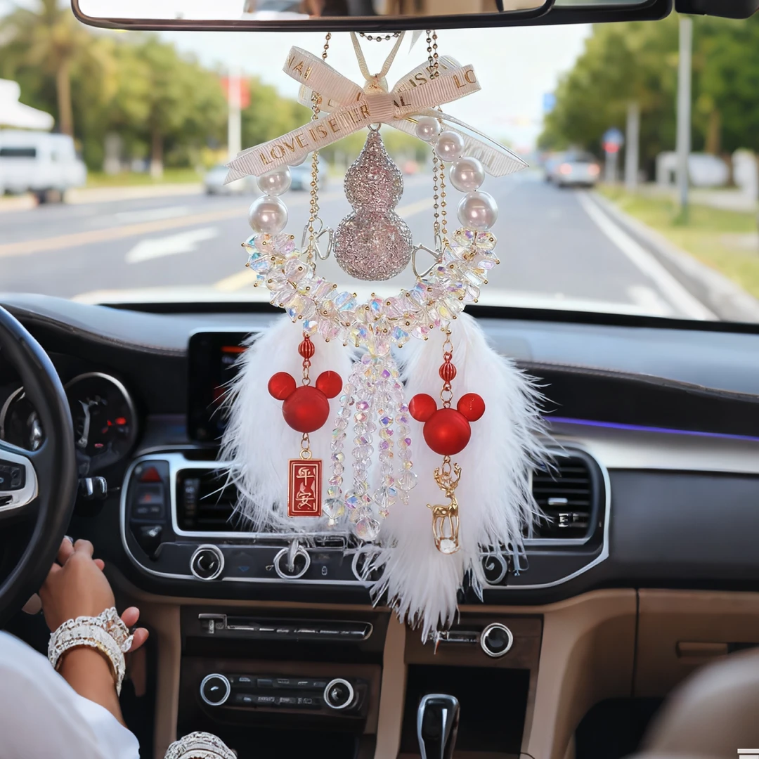 轻奢水晶镶钻葫芦汽车挂件女士车上漂亮平安喜乐羽毛车载挂件车挂