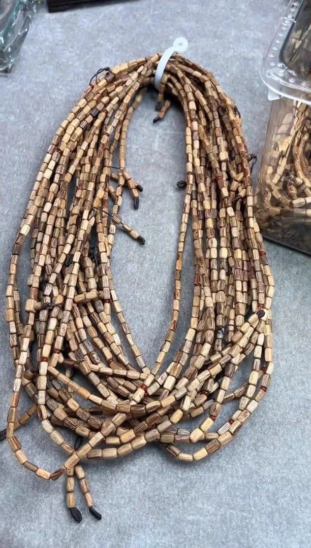 【闪购商品】沉香手串53号芽庄黄油格多样性发货1条