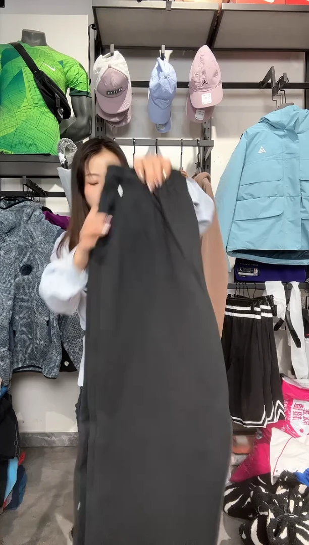 1734   编码 瑕疵款直播间过款为准 尺码