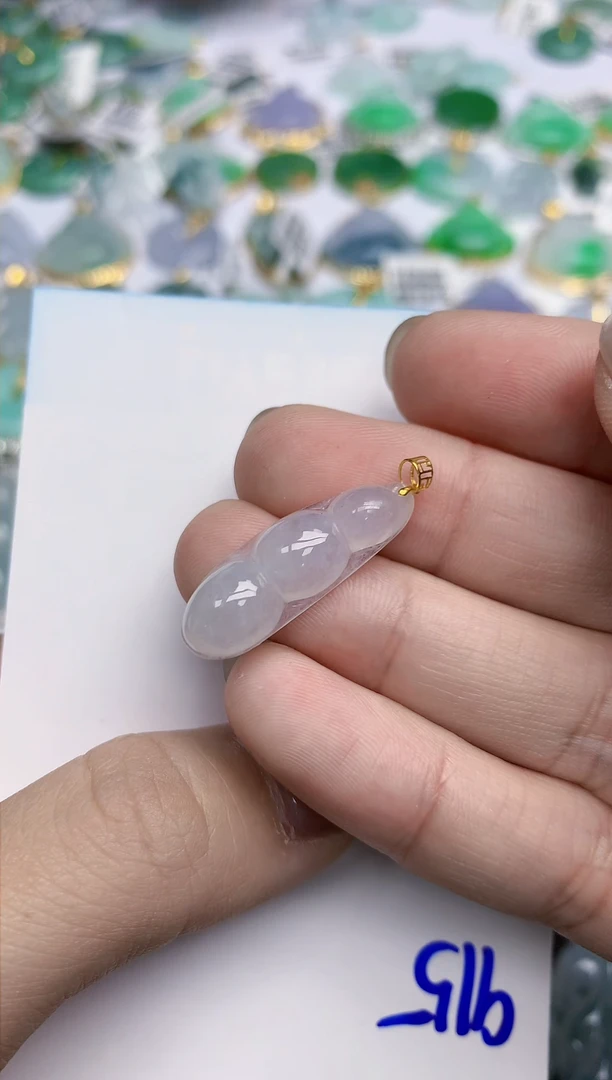 【闪购商品】翡翠挂件18K金镶嵌天然翡翠A货