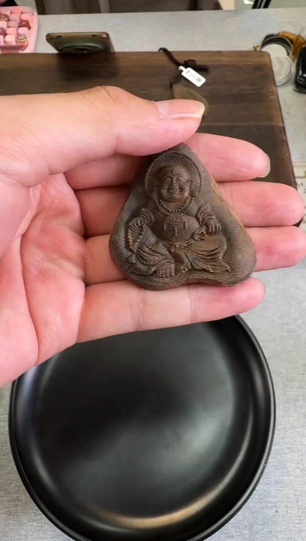 沉香沉香碎屑雕刻原材料8克多样性发货一份