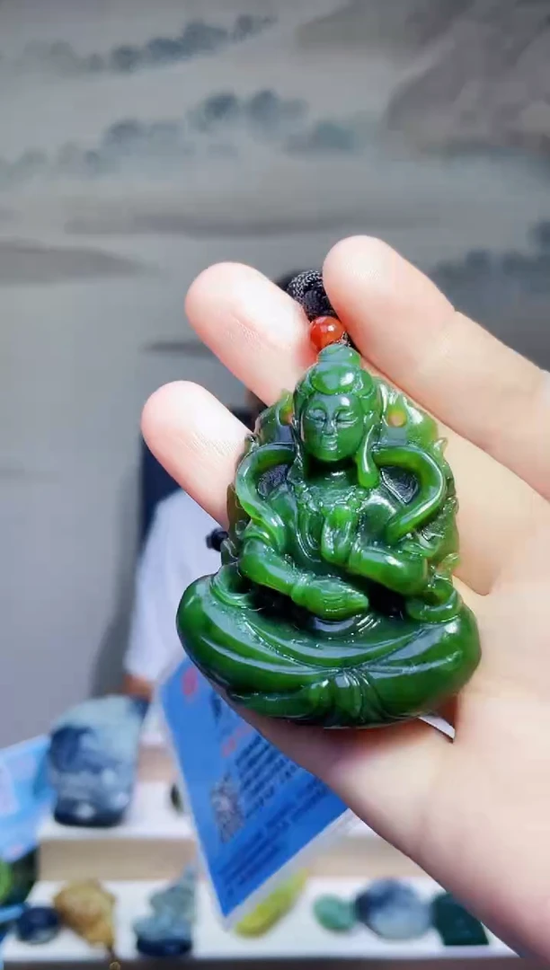 和田玉未镶嵌颈饰1