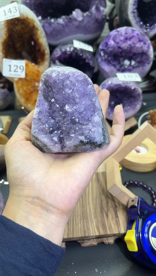 未镶嵌大型摆件（非配饰）紫晶211号摆件