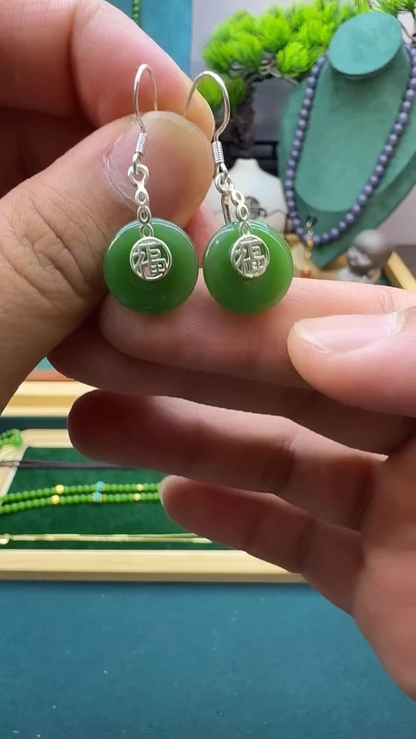 和田玉银S925镶嵌耳饰E141