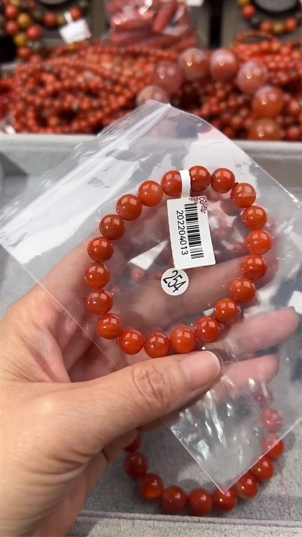 南红玛瑙手串未镶嵌9+