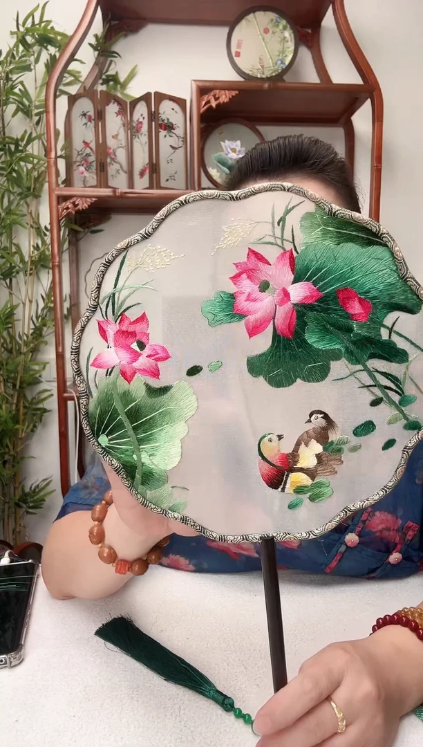 刺绣团扇--手工绣花---双面绣花
