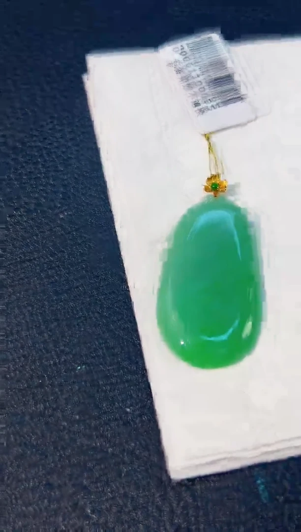 颈饰18K金镶嵌翡翠 缅料A货/支持复检/一件