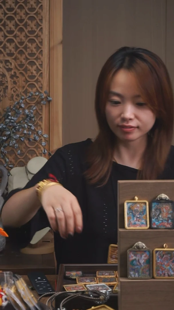 吊坠补发绳子娜姐