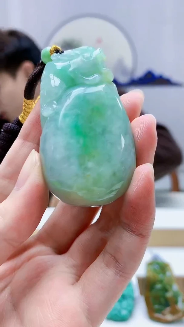 未镶嵌定制翡翠5145zm-毛货挂件13