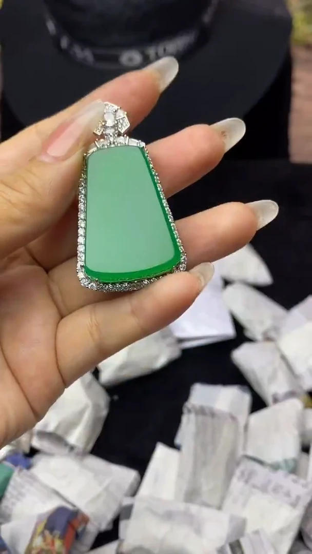 满色吊坠    所见即所得