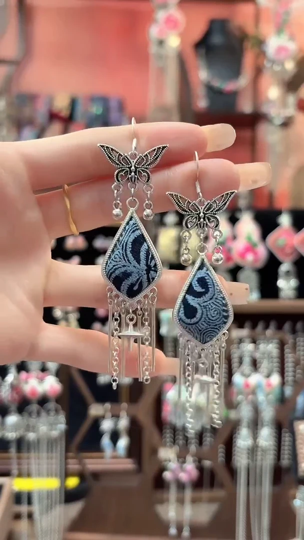 织绣 云织谣民族风精美饰品   60