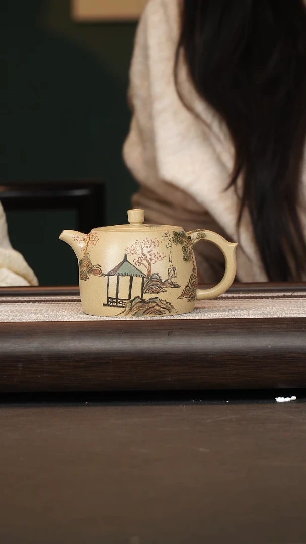 茶壶紫砂徐秀文/香山白泥/井栏/260c