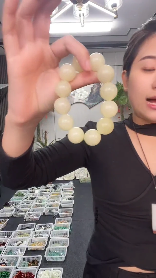微瑕卡20多样性发货任意一件