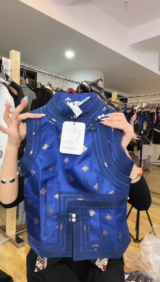 重工马甲   S码   95斤  福利