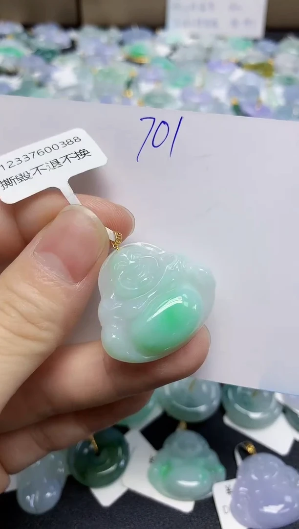 颈饰18K金镶嵌翡翠天然缅甸翡翠A货翡翠百元以上9元证书费自理