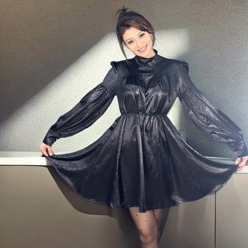 秋季不规则裙连衣裙女装春季显瘦复古修身设计感裙子