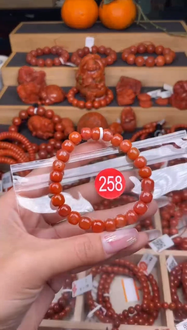 【闪购商品】南红玛瑙珠宝奇石未镶嵌258-8