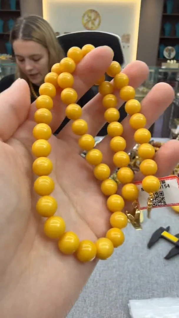 琥珀颈饰未镶嵌60号秒拍 假一罚三