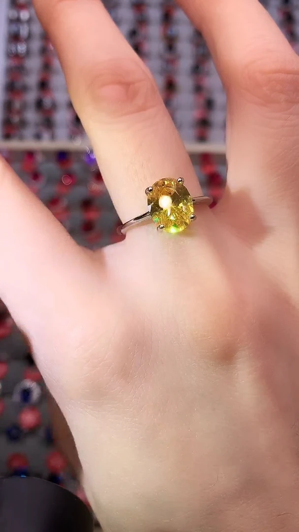 【闪购商品】黄晶戒指银S925镶嵌1111