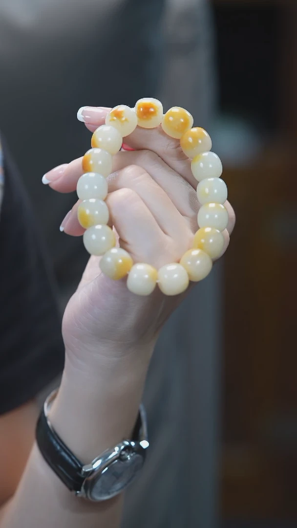 未镶嵌手串和田玉老型珠