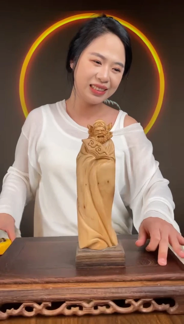 【闪购商品】柏木（崖柏）手工摆件,先抢先得!