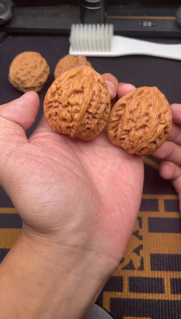 吊坠文玩核桃红锦鲤44