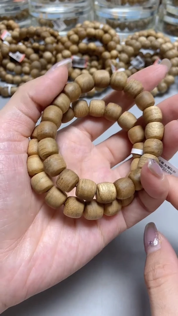手串沉香 加里曼丹老型单圈1.1虫漏多样性发其一