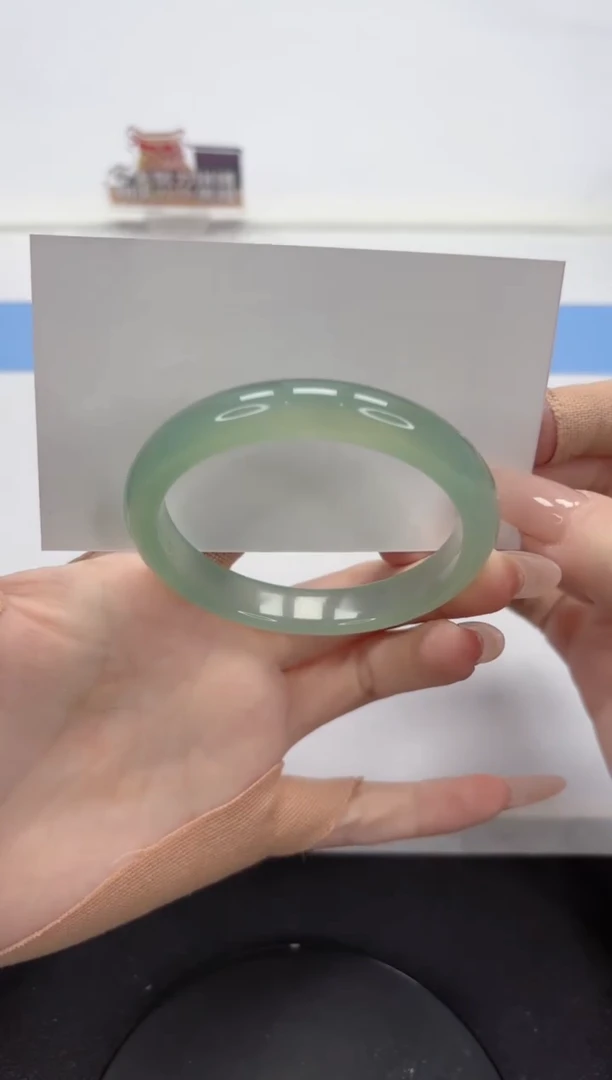 【闪购商品】石英质玉手镯未镶嵌A206-55