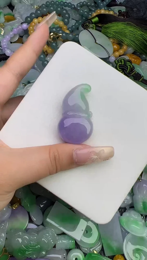 翡翠未镶嵌颈饰天然缅甸翡翠吊坠