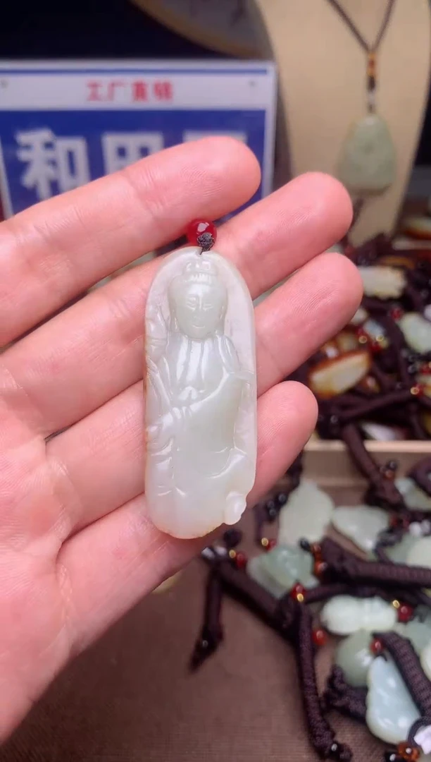【闪购商品】和田玉未镶嵌颈饰1
