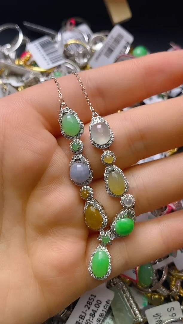 银S925镶嵌戒指翡翠百内无证书