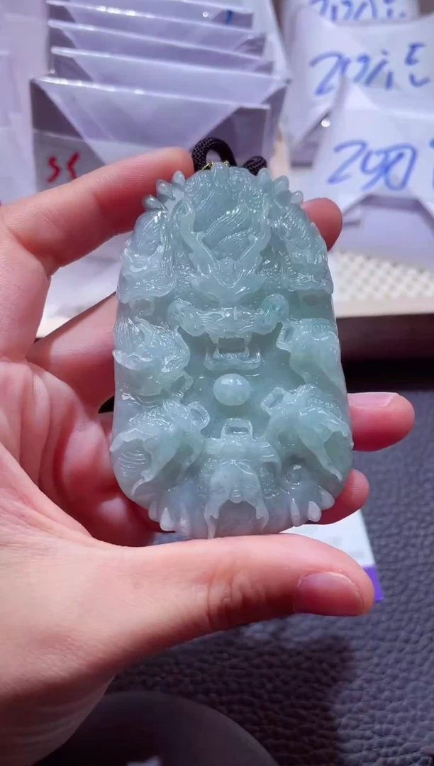 颈饰未镶嵌翡翠00001056