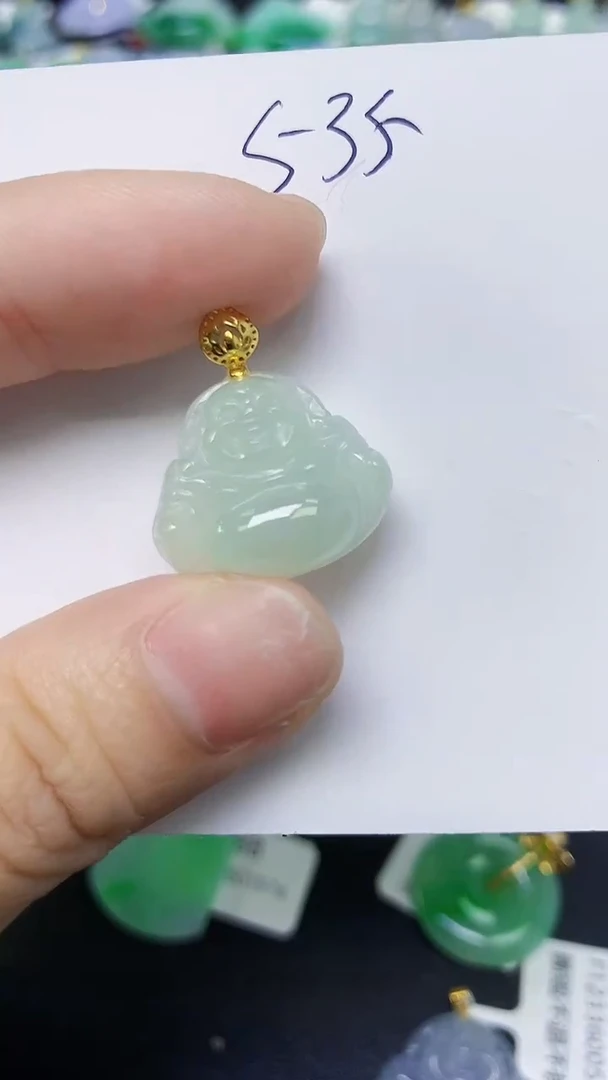 翡翠未镶嵌颈饰天然缅甸翡翠A货