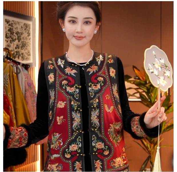 （有凤来仪）毛领新中式冬款夹棉加厚刺绣2024D6002小小-大女王仓