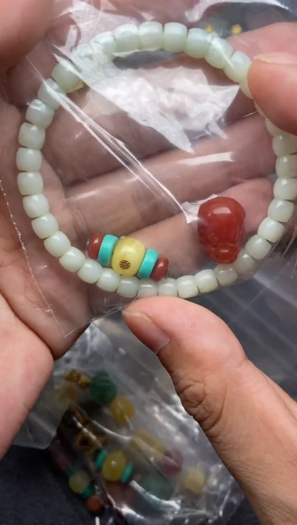 蜜蜡22K金镶嵌珠宝奇石