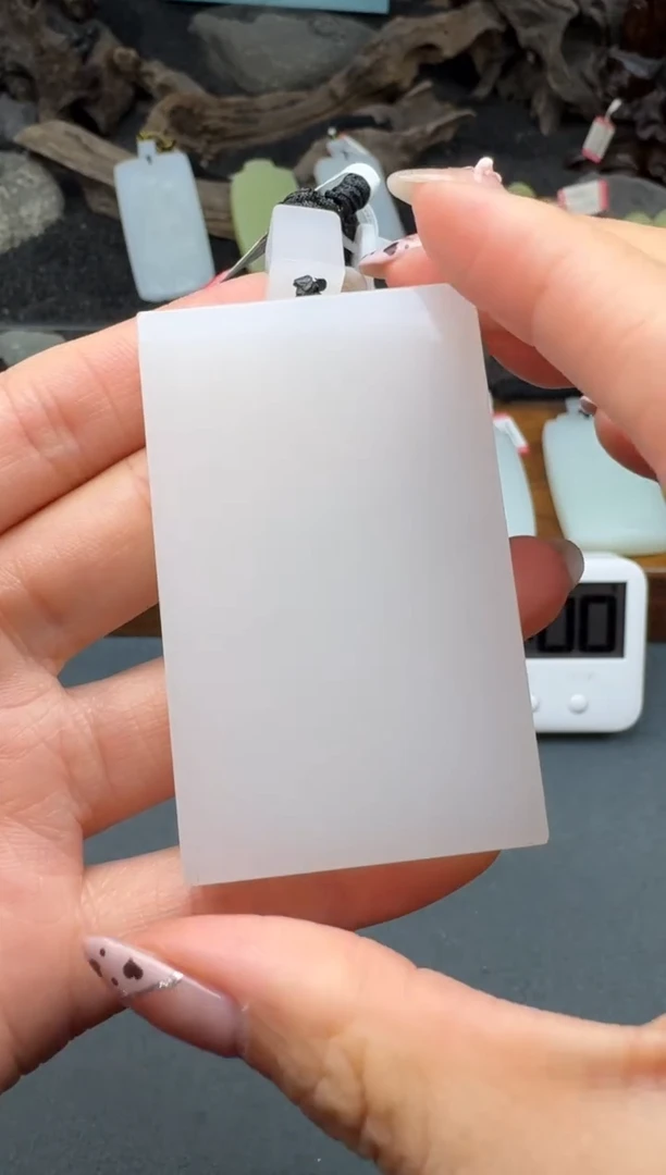 颈饰未镶嵌和田玉3