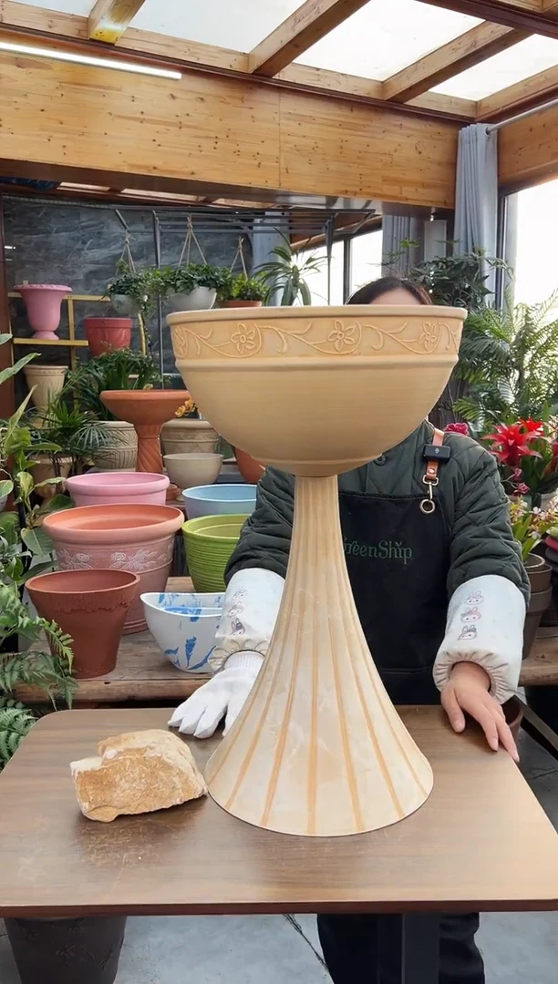 30.5*51/11NZ30/象牙色花纹浮雕可拆卸酒杯花盆