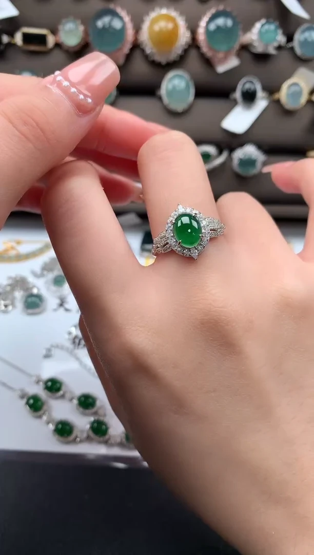 【闪购商品】翡翠戒指银S925镶嵌52141