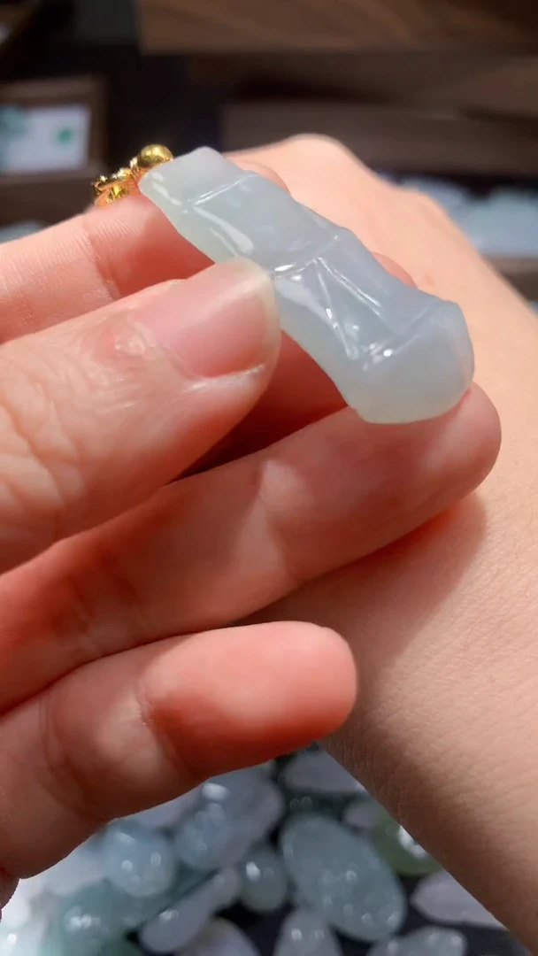 翡翠未镶嵌颈饰翡翠A货（不含链）