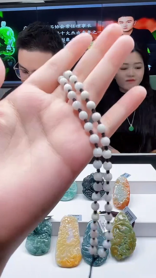 未镶嵌定制翡翠吊坠8