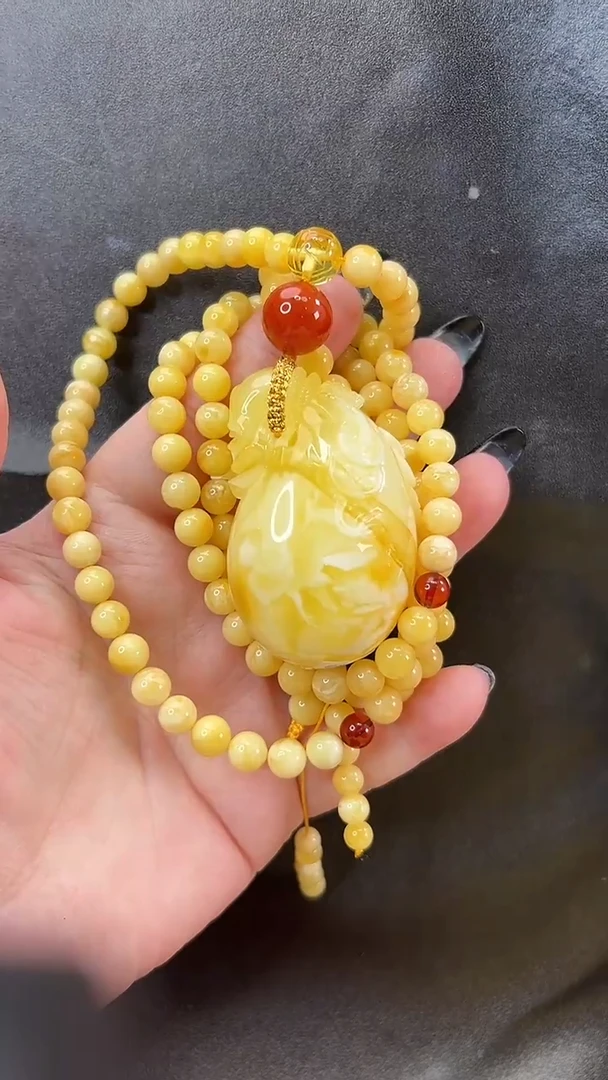 琥珀颈饰未镶嵌吊坠