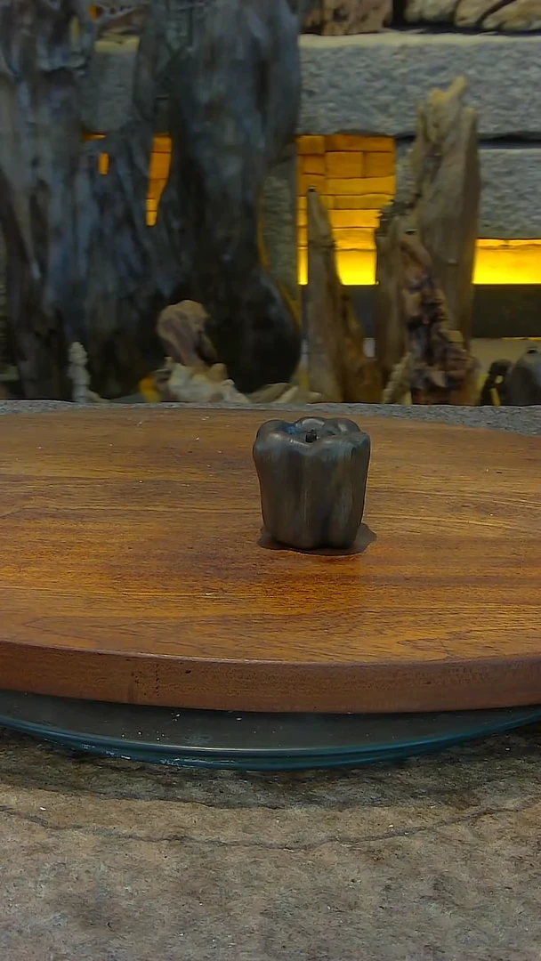 木朱*哥金丝楠阴沉木手把件