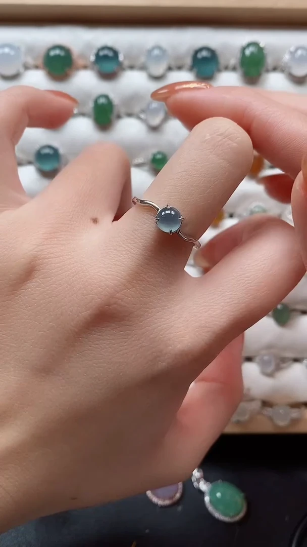 【闪购商品】翡翠戒指银S925镶嵌一物一证一礼盒