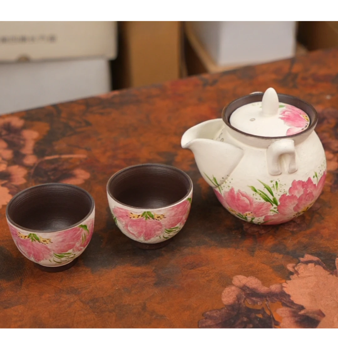 陶安居 联名款手绘鸢尾花老岩泥雕花宝瓶 A13750 A13749
