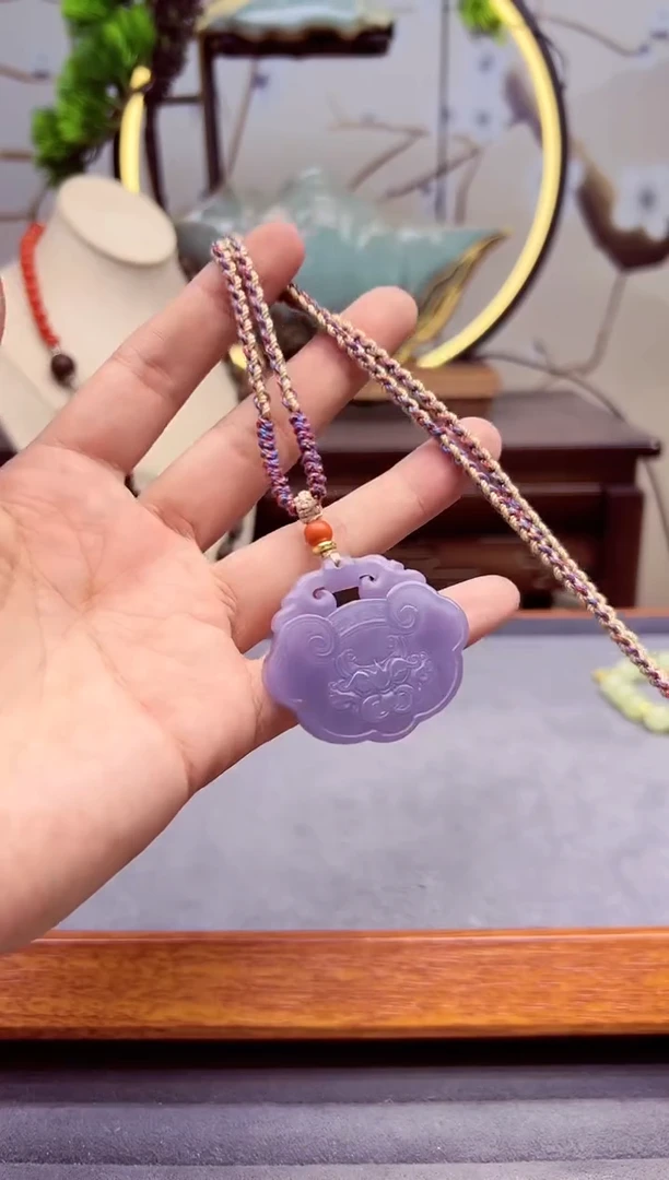 【闪购商品】和田玉（糖玉）颈饰14K金镶嵌x799`````````