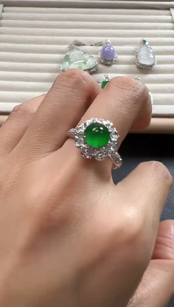 18K金镶嵌戒指翡翠KLF1206-020