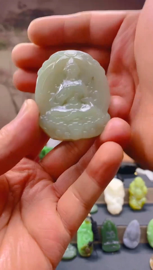 颈饰未镶嵌和田玉1111