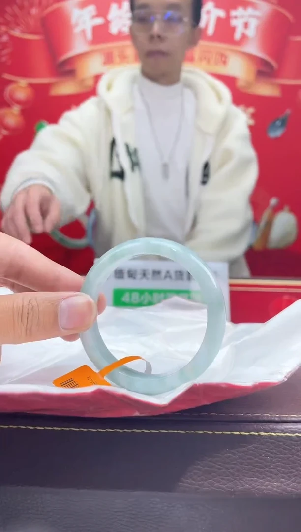 【闪购商品】翡翠手镯未镶嵌手镯9