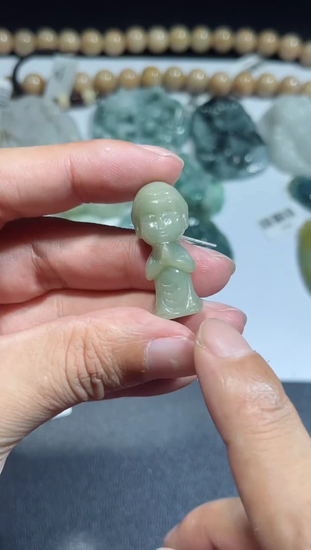 【闪购商品】翡翠颈饰未镶嵌00011069